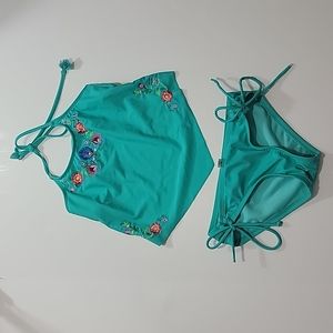 Heart and Harmony 2 Piece Embroidered Flowers Bathing Suit Size 8